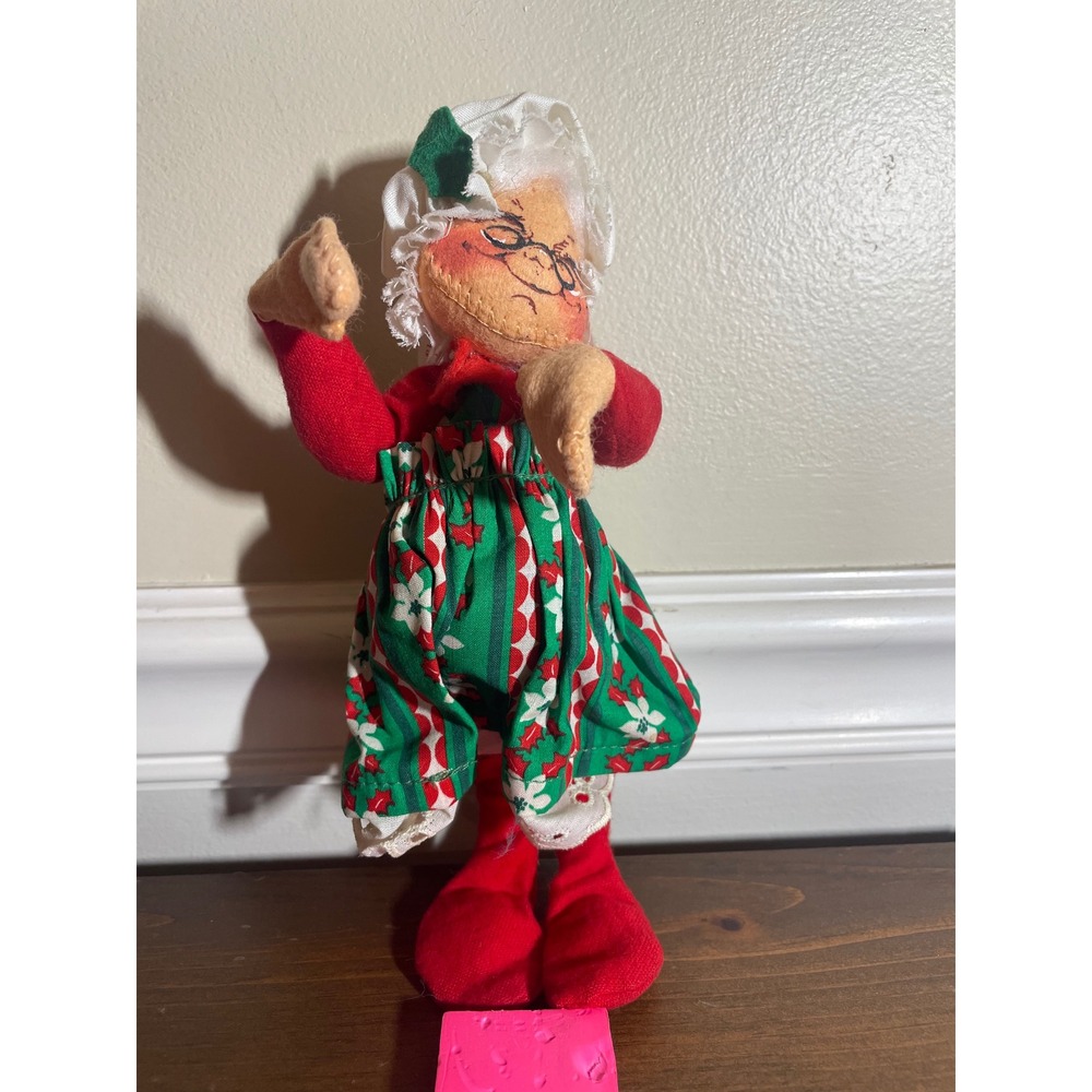 Vintage Annalee Mobilitee 1963 Mrs Claus Christmas Doll Red Green Holiday Decor